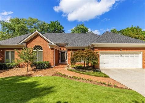 It contains 5 bedrooms and 5 bathrooms. . Zillow dunwoody ga